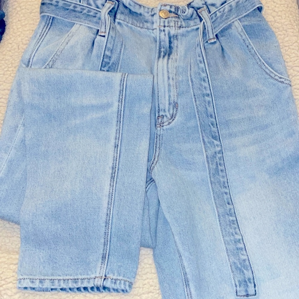 AMERICAN EAGLE Straight Leg (Size 2)